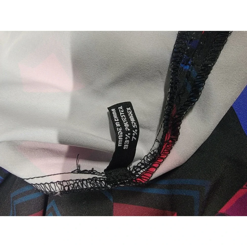 Retro Rifle Pink/Blue/Black Short Sleeve Button Down‎ Shirt Size M